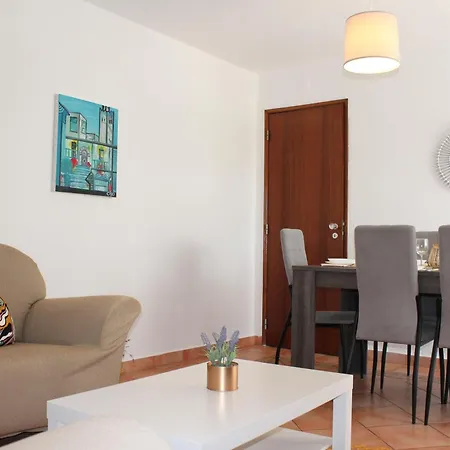 Casa Do Limoeiro * Αλμπουφέιρα