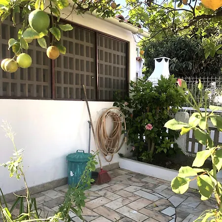 Casa Do Limoeiro Σπίτι διακοπών Αλμπουφέιρα